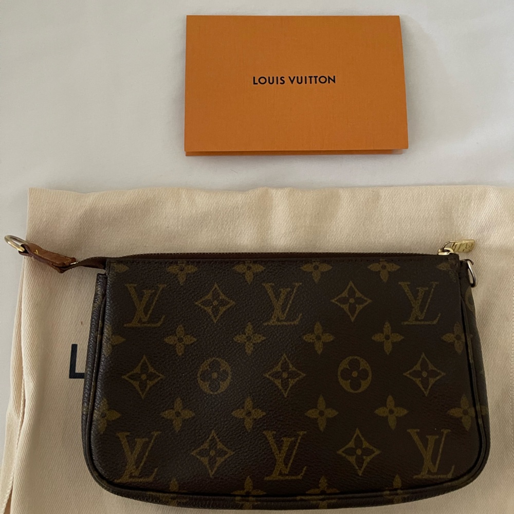 Louis Vuitton Pochette